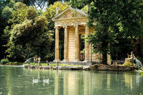 Italy-Rome Pincio (Pincian Hill)-Villa Borghese Garden-Laghetto de Villa Borghese